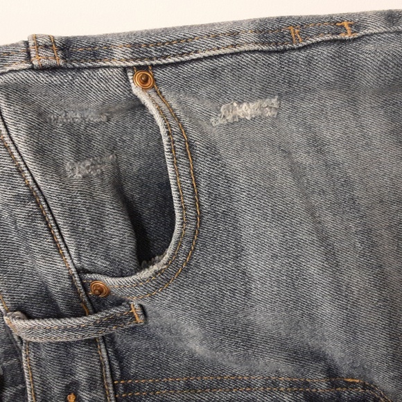 Celebrity pink - ripped jeans ๐ - Picture 3 of 8